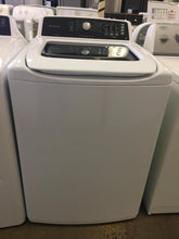 Load image into Gallery viewer, Frigidaire Washer and Electric Dryer - 5494-1334