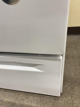 Load image into Gallery viewer, Amana Electric Coil Stove - 0711