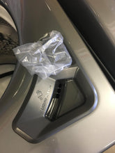 Load image into Gallery viewer, Whirlpool Washer and Gas Dryer - 8526-6640