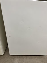 Load image into Gallery viewer, Inglis Refrigerator - 2694