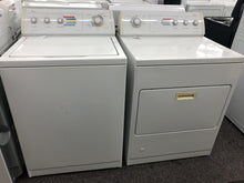Load image into Gallery viewer, Whirlpool Washer and Gas Dryer Set - 7873-7668
