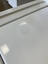 Load image into Gallery viewer, Whirlpool Washer and Gas Dryer Set - 1446 - 7595