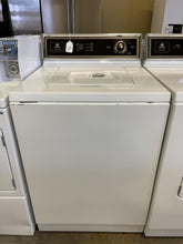 Load image into Gallery viewer, Maytag Washer and Gas Dryer Set - 7342 - 6452