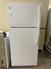 Load image into Gallery viewer, Kenmore Refrigerator - 7726
