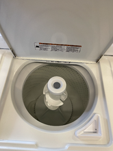 Load image into Gallery viewer, Amana Washer and Gas Dryer Set - 1048-1049