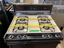 Load image into Gallery viewer, Caloric Gas Stove - 1019