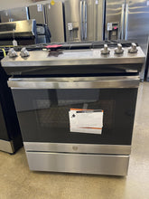 Load image into Gallery viewer, GE Slide-in Stainless Gas Stove - 2432