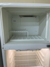 Load image into Gallery viewer, Roper Refrigerator - 2569