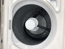 Load image into Gallery viewer, Kenmore Washer and Gas Dryer Set - 5157-0446