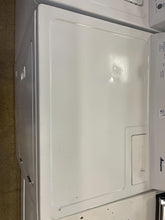 Load image into Gallery viewer, Amana Washer and Gas Dryer Set - 1245 - 2131