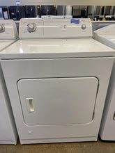 Load image into Gallery viewer, Whirlpool Washer and Gas Dryer Set - 4297-0517