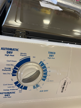 Load image into Gallery viewer, Amana Washer and Gas Dryer Set - 1048-1049