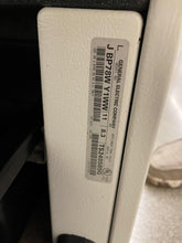 Load image into Gallery viewer, GE White Electric Stove - 9687