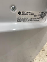Load image into Gallery viewer, GE Washer and Gas Dryer Set - 9895 - 5934