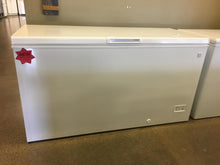 Load image into Gallery viewer, Kenmore Chest Freezer - 3758
