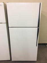 Load image into Gallery viewer, Hotpoint Refrigerator - 0948
