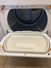 Load image into Gallery viewer, Kenmore Washer and Gas Dryer Set - 1754 - 1755