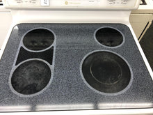 Load image into Gallery viewer, GE Electric Stove - 8095