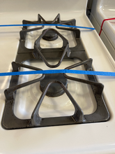 Load image into Gallery viewer, Whirlpool Gas Stove - 2441