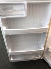 Load image into Gallery viewer, GE Bisque Refrigerator - 1574