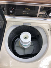 Load image into Gallery viewer, Kenmore Washer - 1637