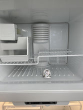 Load image into Gallery viewer, GE Refrigerator - 6231