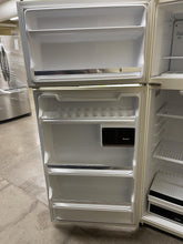 Load image into Gallery viewer, Whirlpool Refrigerator - 0580