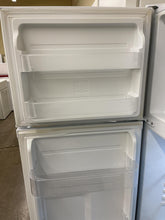 Load image into Gallery viewer, GE Refrigerator - 7880