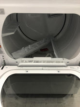 Load image into Gallery viewer, NEW Maytag Washer and Gas Dryer Set - 2730-8718