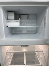Load image into Gallery viewer, Kenmore Refrigerator - 8856