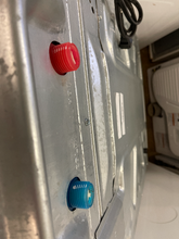 Load image into Gallery viewer, Amana Washer and Gas Dryer Set - 3767 - 2573