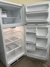 Load image into Gallery viewer, Kenmore Refrigerator - 8856