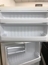 Load image into Gallery viewer, GE Refrigerator - 1576