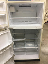 Load image into Gallery viewer, Kenmore Refrigerator - 3371