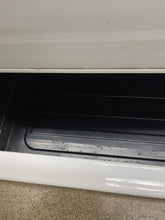 Load image into Gallery viewer, Kenmore Electric Stove - 3168