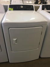 Load image into Gallery viewer, Frigidaire Washer and Electric Dryer - 5494-1334