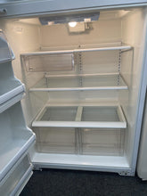 Load image into Gallery viewer, Admiral Refrigerator - 9685
