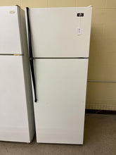 Load image into Gallery viewer, Roper Refrigerator - 2569