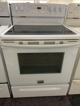 Load image into Gallery viewer, Frigidaire Electric Stove - 3911