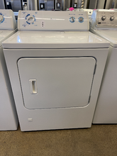 Load image into Gallery viewer, Amana Washer and Gas Dryer Set - 1048-1049