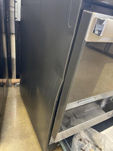 Load image into Gallery viewer, GE Slide-in Stainless Gas Stove - 2432