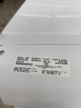 Load image into Gallery viewer, Fisher-Paykel Washer and Gas Dryer Set - 8201-1158