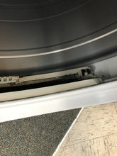Load image into Gallery viewer, LG Electric Dryer - 1237