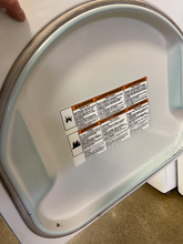 Load image into Gallery viewer, Amana Washer and Gas Dryer Set - 2904 - 2626