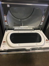 Load image into Gallery viewer, Whirlpool Washer and Gas Dryer - 8526-6640