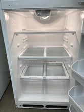 Load image into Gallery viewer, Kenmore Refrigerator - 8856