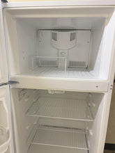 Load image into Gallery viewer, Kenmore Refrigerator - 7726