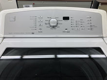 Load image into Gallery viewer, Kenmore Washer and Gas Dryer Set - 2158-7083