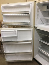 Load image into Gallery viewer, Kenmore Refrigerator - 3371