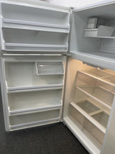 Load image into Gallery viewer, Admiral Refrigerator - 9685